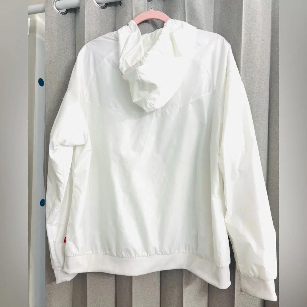 Nike Women's Utility Jacket in White - Picture 3 of 8